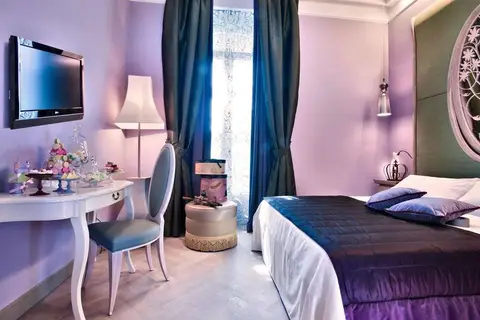 Chateau Monfort in Milaan, foto 2