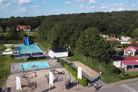 Vakantiepark De Luttenberg foto 21