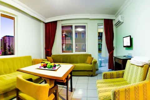 Kleopatra Ada in Alanya — foto 22