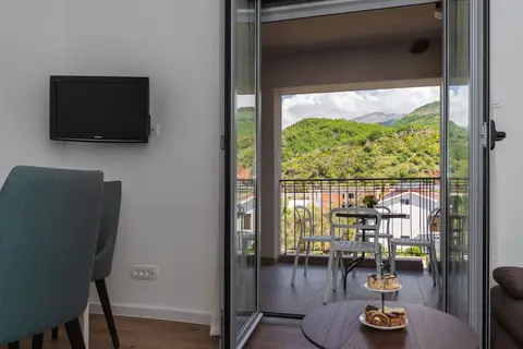 Apartments My Przno in Sveti Stefan Island — foto 15