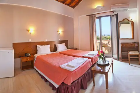 Pasiphae Hotel in Σκάλα Καλλονής — foto 17
