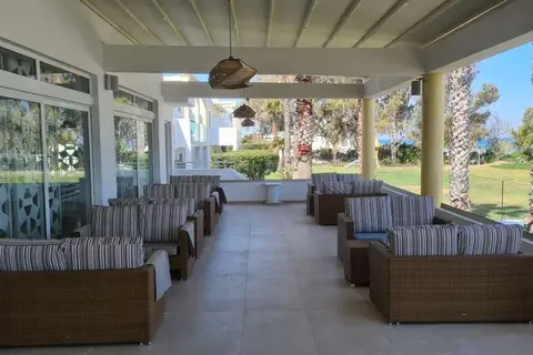 Irina Beach Hotel in Zipari, foto 20