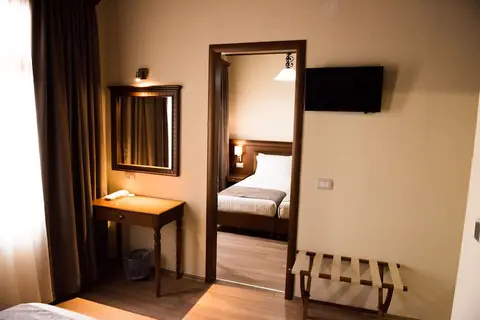 Hotel Argjiro in Gjirokastra — foto 11