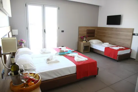 Porto Plazza Hotel in Chersonisos Municipal Unit — foto 7