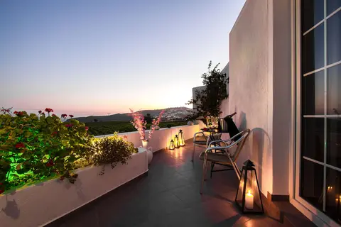 Villa Iliovasilema Santorini in Akrotiri