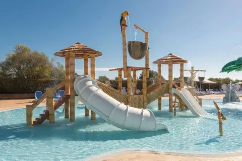 HSM Canarios Park in Cales de Mallorca — foto 3