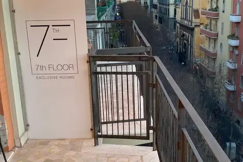 7th Floor Suite in Napels, foto 21