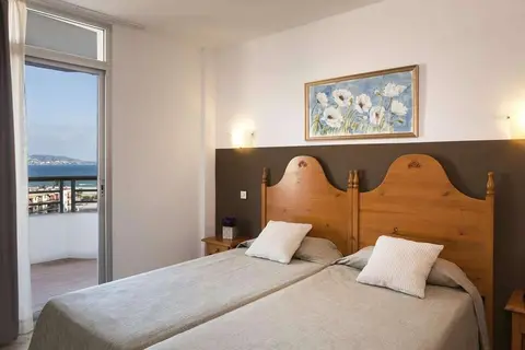 Aparthotel Xon's Playa in Castelló d'Empúries — foto 3