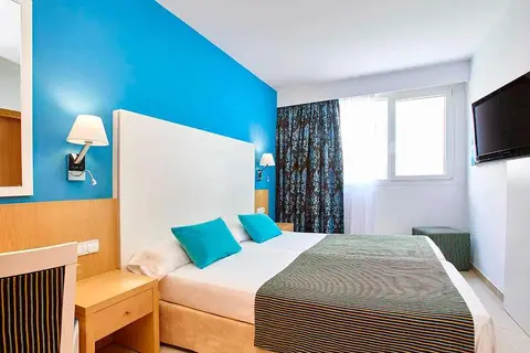 Universal Hotel Marques in Colònia de Sant Jordi — foto 30