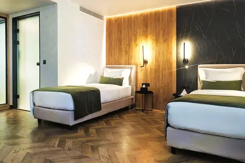 The Port Square Hotel in Piraeus — foto 18