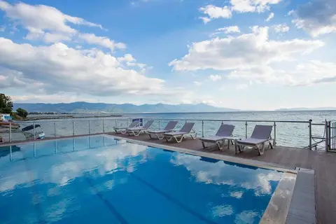 Melis Hotel in Kuşadası — foto 2