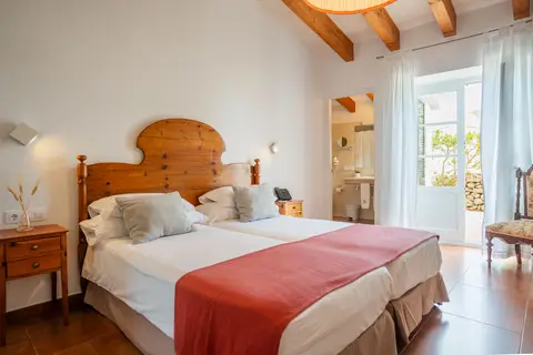 Hotel Rural Binigaus Vell in es Migjorn Gran — foto 17