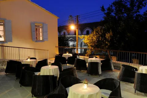 The Library Hotel & Spa in Kalavasos — foto 16