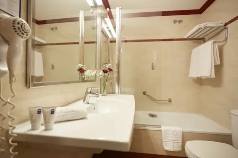 Invisa Hotel La Cala in Santa Eulària des Riu — foto 6
