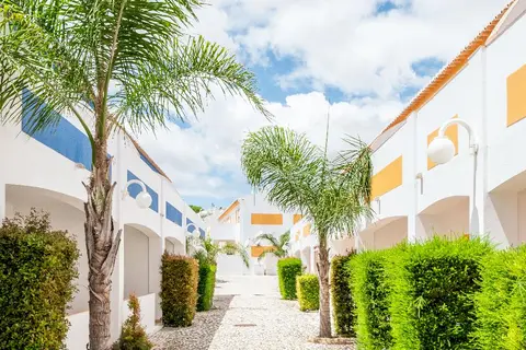 Oasis Beach Apartments in Lagos — foto 2