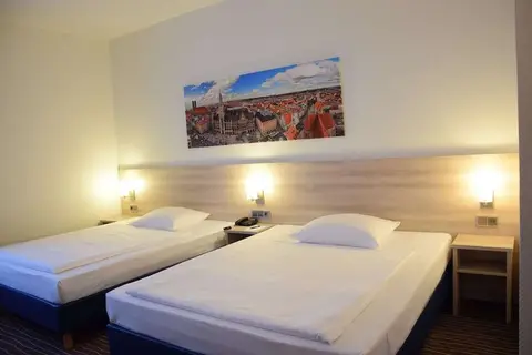 Econtel Hotel Munchen in München — foto 2