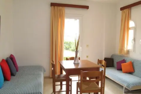 Irini Studios in Δημοτική Ενότητα Μαλίων — foto 17