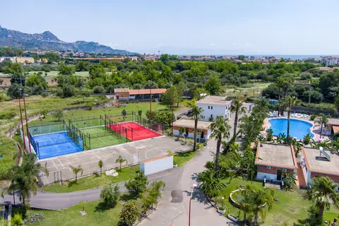 Resort Hotel Villaggio Alkantara in Giardini-Naxos — foto 13