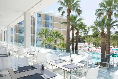 Reverence Mare Hotel in Palmanova — foto 7