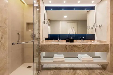Sheraton Rhodes Resort in Ιαλυσός — foto 13