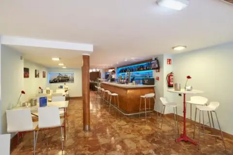 Hotel La Serrana in Aviles — foto 10