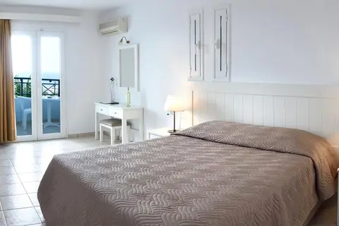 Koni Village Hotel in Δημοτική Ενότητα Μαλίων — foto 2