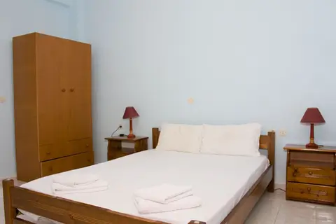 Pythos Studios & Apartments in Σβορωνάτα — foto 7