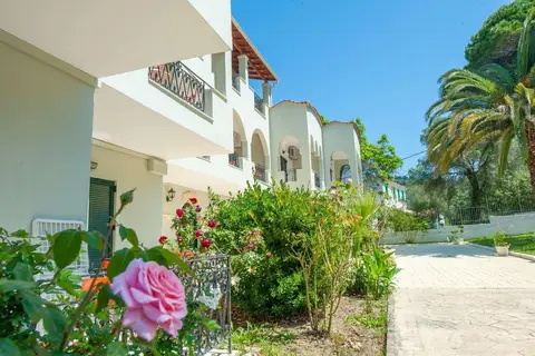 Vassilis Paradise Garden Aparthotel in Άγιος Γεώργιος — foto 5