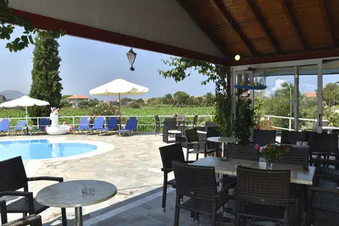 Fly & Go Anna Maria in Πέτρα — foto 6