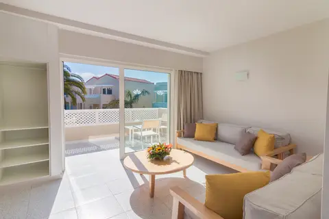 Hotel Livvo Koala Garden in Las Palmas de Gran Canaria — foto 25