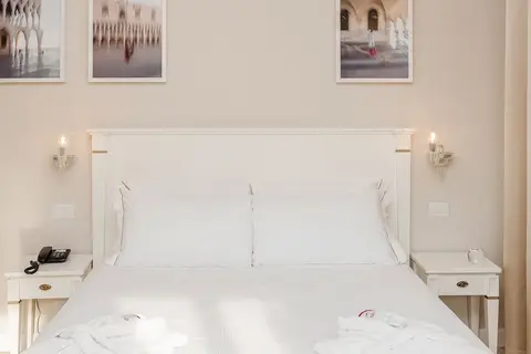 Ih Hotels Venezia Salute Palace in Venetië — foto 17