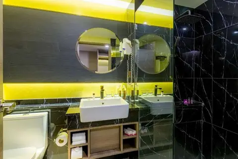 Glow Sukhumvit 5 in Bangkok — foto 20