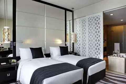 Sofitel Abu Dhabi Corniche in الدَّانَةْ — foto 2