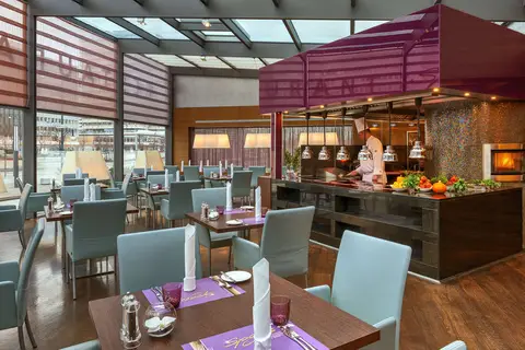 Hotel Park Inn by Radisson Berlin Alexanderplatz in Berlijn — foto 20