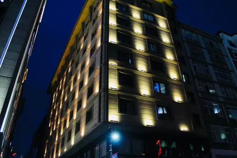 Büyük Sahinler in Fatih — foto 16