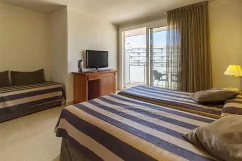 Hotel Panorama in Torroella de Montgrí — foto 14