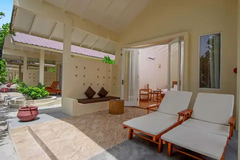 Hondaafushi Island Resort in Dhaalu Atoll — foto 5