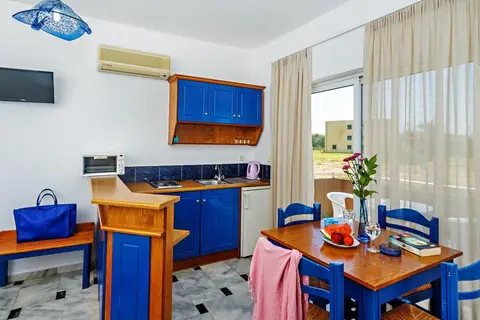 Matzi Hotel Apartments in Γεράνι — foto 26