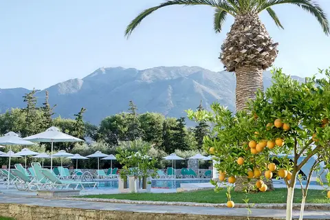 Vardis Olive Garden in Georgioupolis