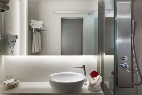 Coral Hotel in Δήμος Παλαιού Φαλήρου — foto 26