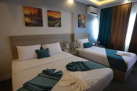 Mar Charbel Hotel in Caïro — foto 11