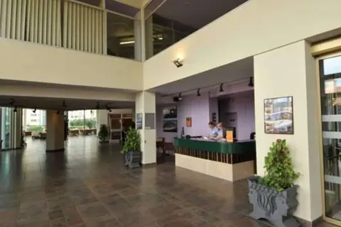 Aparthotel Xon's Playa in Castelló d'Empúries — foto 27
