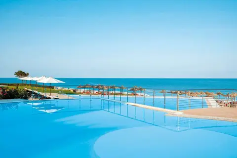 Istion Club & Spa in Πόρτες — foto 13