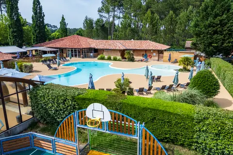 Vakantiepark Les Cottages Du Lac in Parentis-en-Born, foto 12