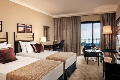 Corinthia Hotel St George's Bay, Malta in San Ġiljan — foto 15