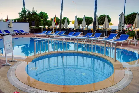 Parador Beach Hotel foto 2