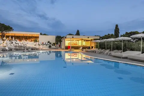 Pharos Hvar Bayhill Hotel in Hvar — foto 3
