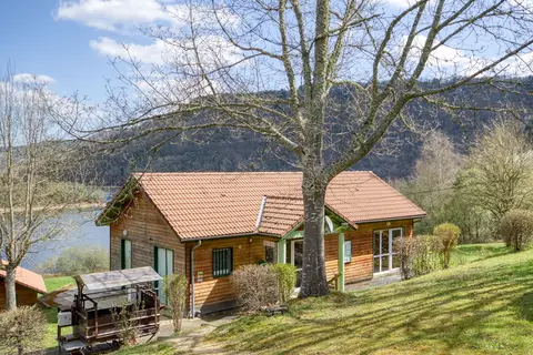 Vakantiepark Les Chalets De La Chazotte in Saint-Jacques-d'Ambur — foto 8