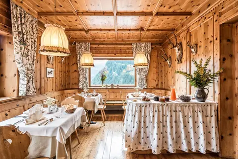 Hotel Platz in Kastelruth - Castelrotto — foto 17