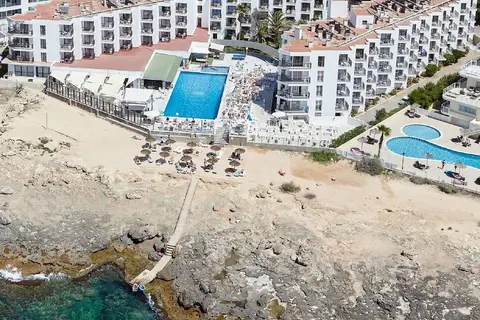 Aparthotel Nereida in Sant Antoni de Portmany — foto 2